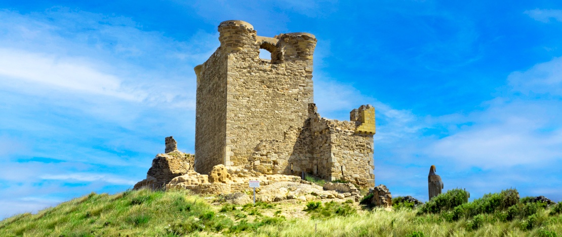 Vista del Castillo de Quel, La Rioja