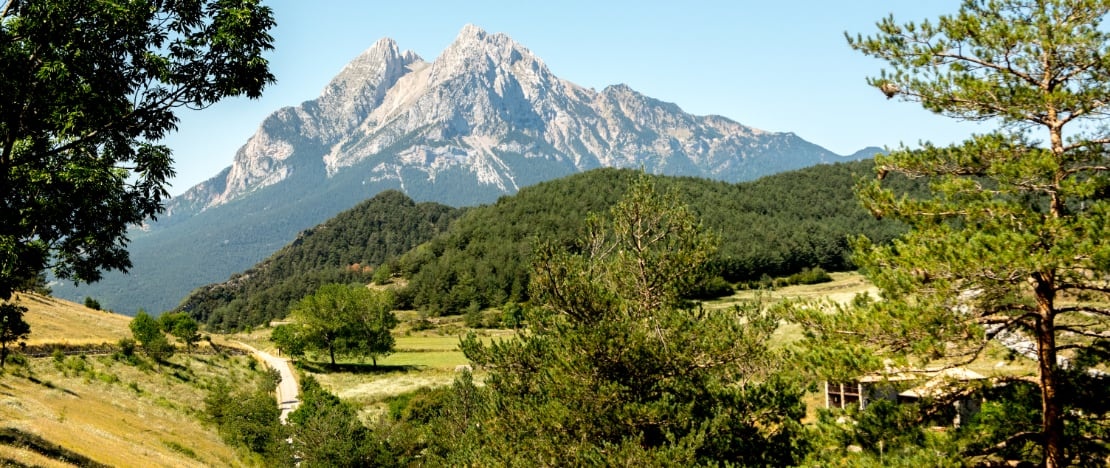 Macizo del Pedraforca en el Parque Natural de Cadí-Moixeró en Lérida, Cataluña